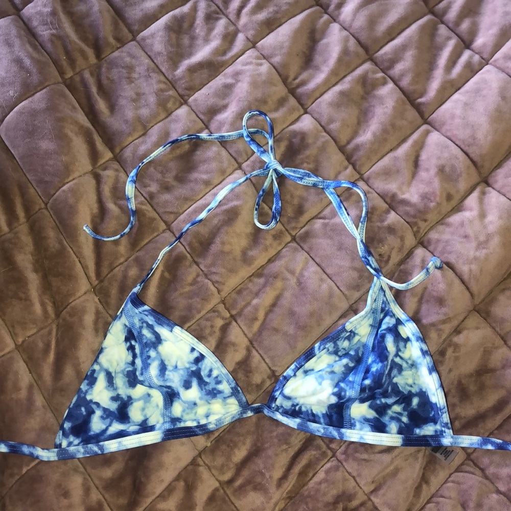 Swimsuit top